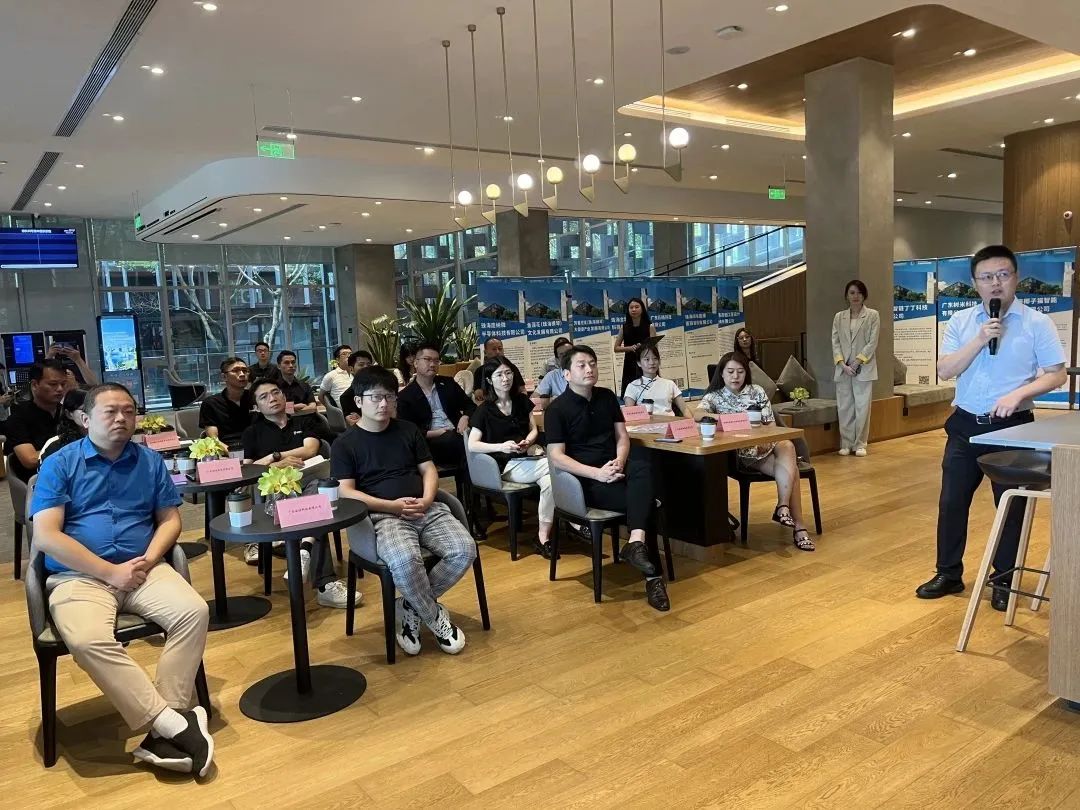 1692332074452065.jpg 4.jpg