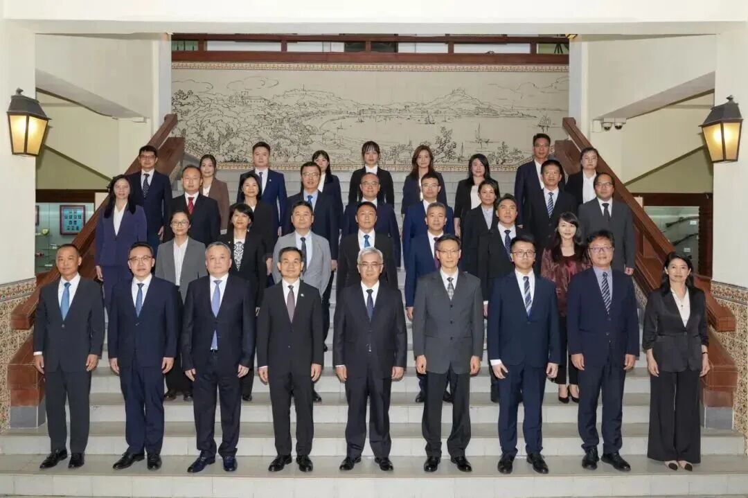 1759218345176135.jpg 10.jpg